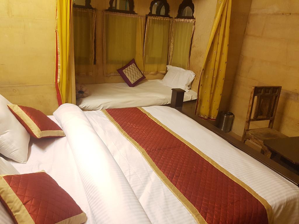 Hotel Fotiya Jaisalmer Esterno foto
