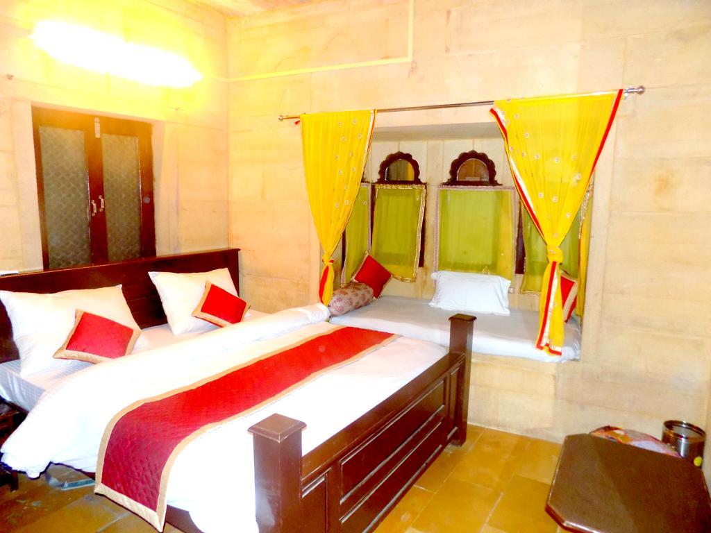 Hotel Fotiya Jaisalmer Esterno foto
