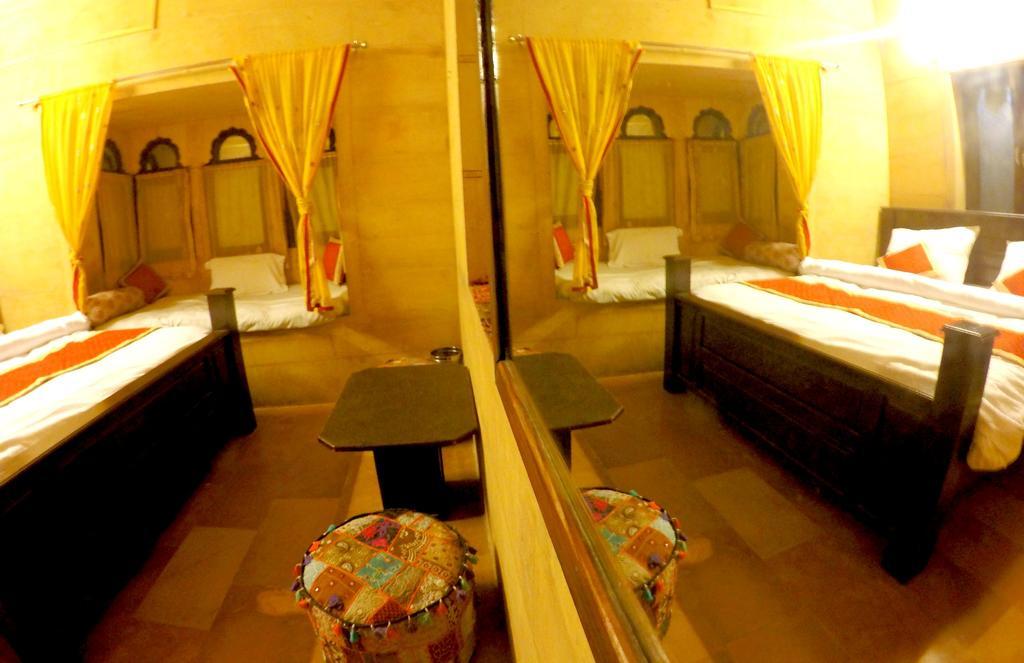 Hotel Fotiya Jaisalmer Esterno foto
