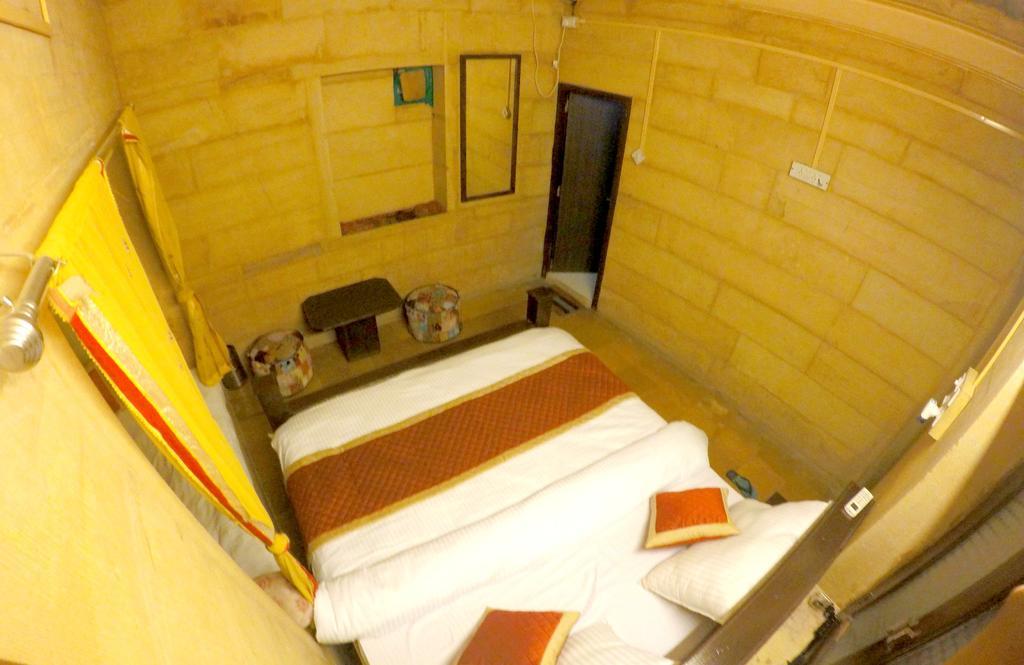 Hotel Fotiya Jaisalmer Esterno foto
