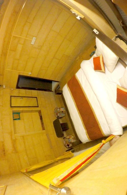 Hotel Fotiya Jaisalmer Esterno foto