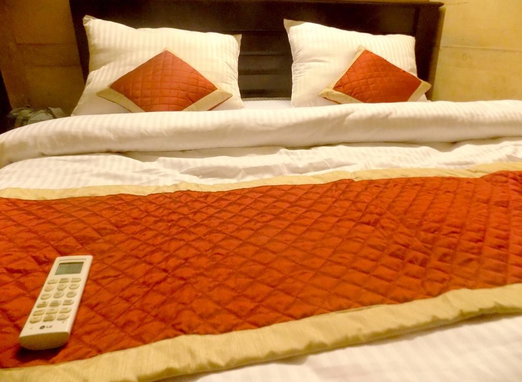 Hotel Fotiya Jaisalmer Esterno foto