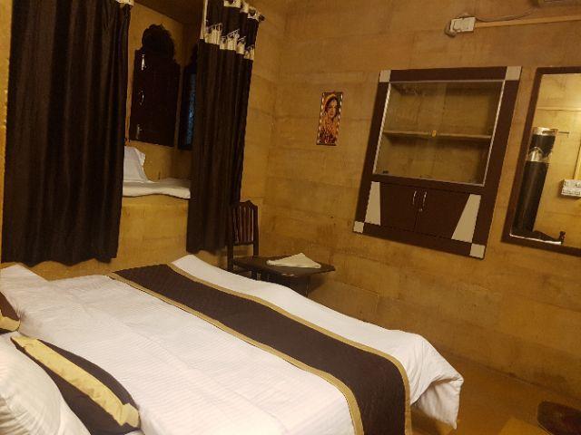 Hotel Fotiya Jaisalmer Esterno foto