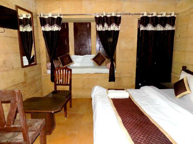 Hotel Fotiya Jaisalmer Esterno foto