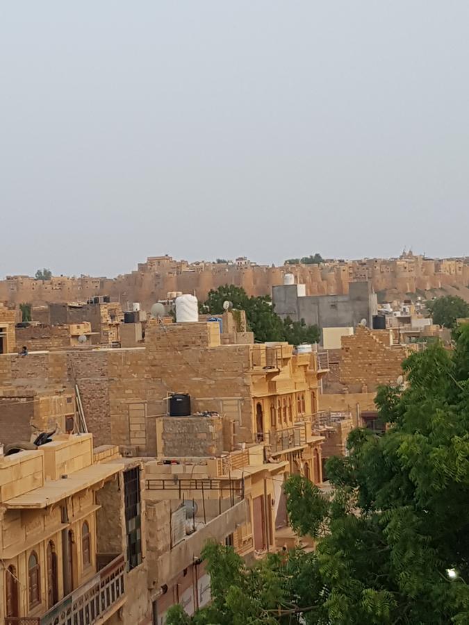Hotel Fotiya Jaisalmer Esterno foto