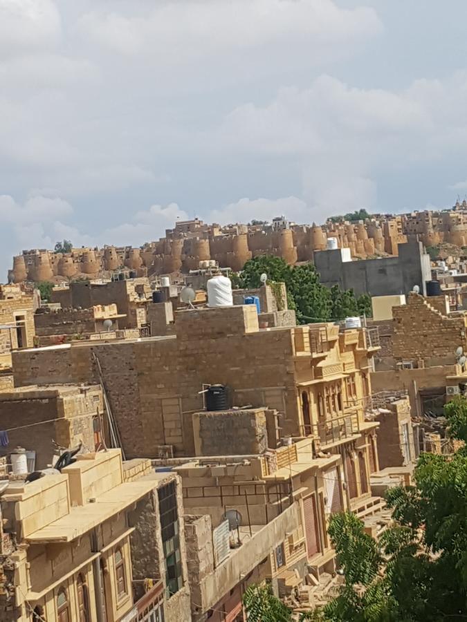 Hotel Fotiya Jaisalmer Esterno foto
